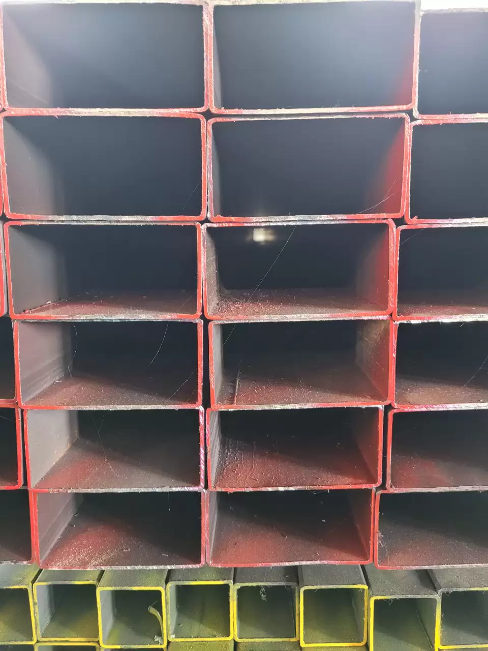 Thép hộp chữ nhật 120×60 (Sao chép)