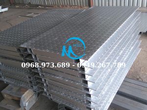 Thép tấm chống trượt